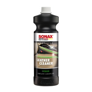 1L Flasche des SONAX Profiline LeatherCleaner, ideal zur Reinigung und Pflege von Glattlederoberflächen im Fahrzeug.