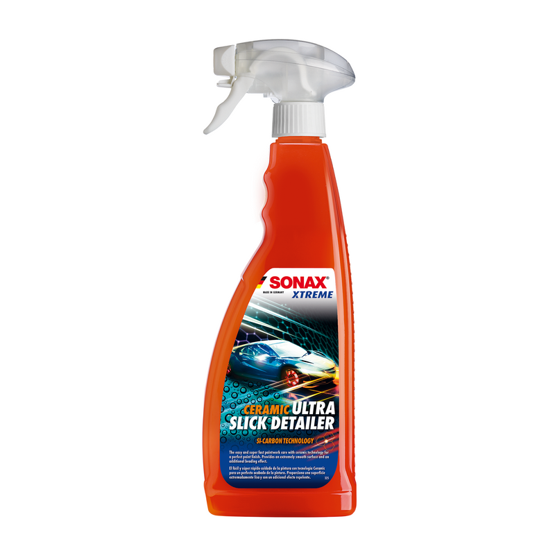 750ml Flasche des SONAX XTREME Ceramic QuickDetailer, ideal zur schnellen Pflege und Auffrischung von keramikversiegelten Lacken.
